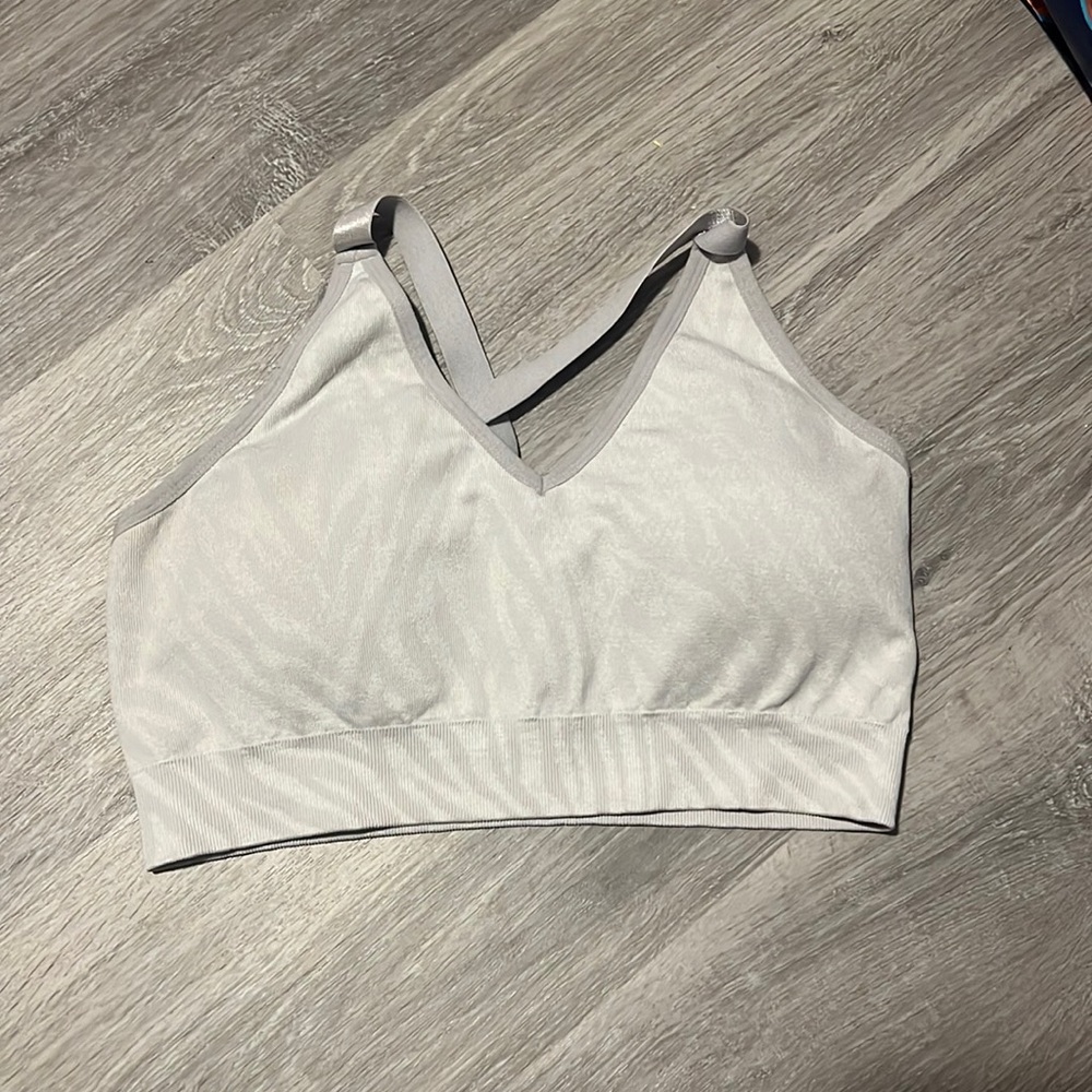 AYBL sports bra